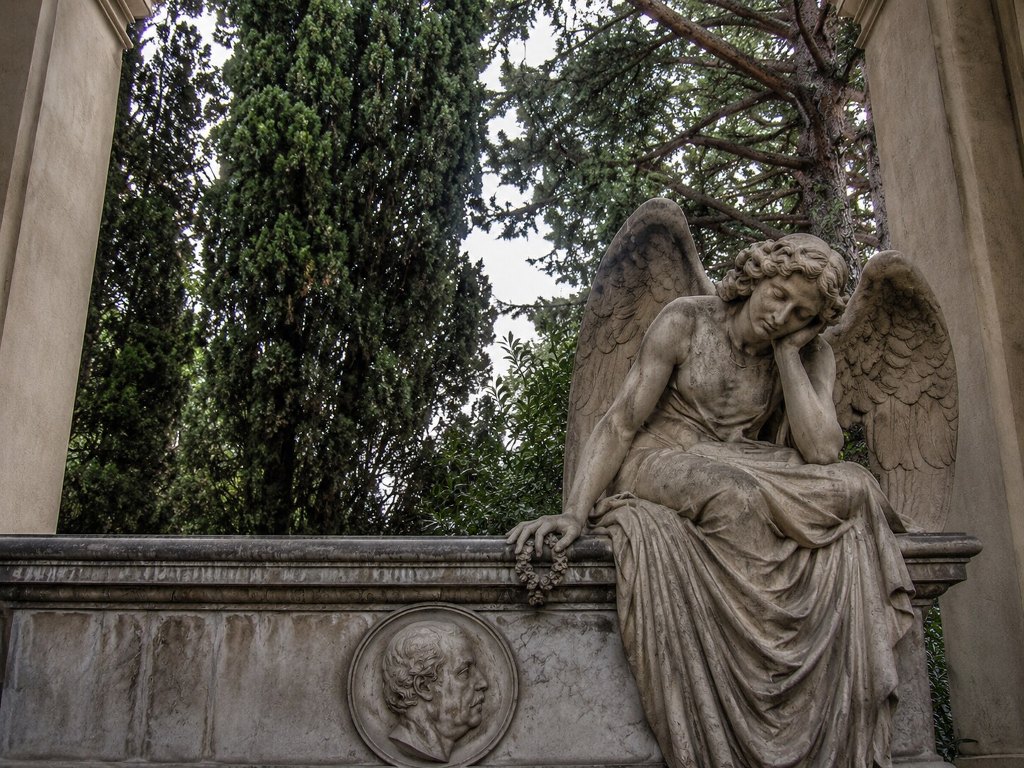 Angelo monumentale al Cimitero del Verano